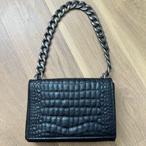 Zara chain shoulder strap bag